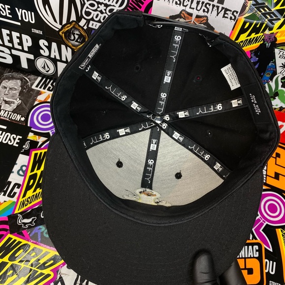 FLIP OFF DUCK - NEW ERA SNAPBACK - Picture 2 of 3